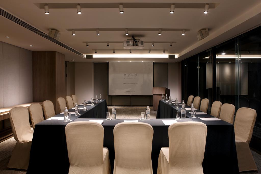 礁溪晶泉丰旅 Wellspring By Silks Jiaoxi Hotel Exterior foto Meeting room at the hotel